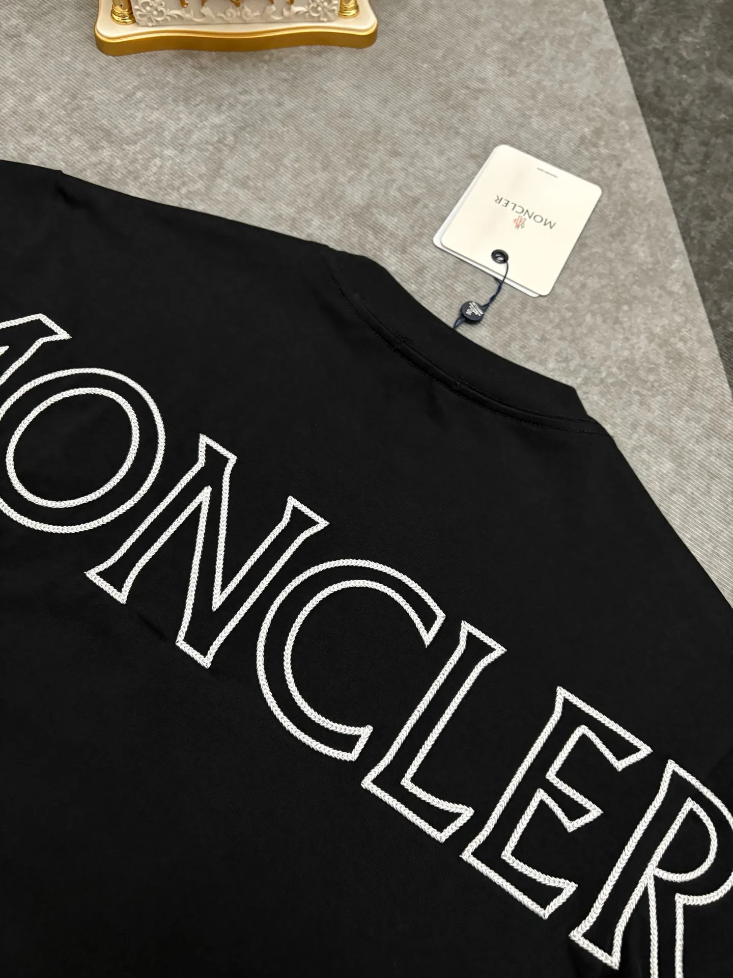 P135💰 MONCLER T 【 Moncler ， 】 New Arrival ， Premium Versatile ， Same Style MONCLER ， T ， ， ， ！ ， ， ， ， ， ， ， ！！ 300 ， ， 。 ， 。 ， ， ！！ Sizes：S、M、L、XL、XXL